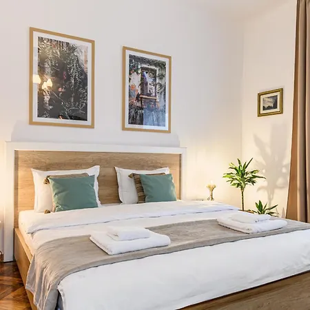 Authentic At Muresan House - Center Apartament Brașov