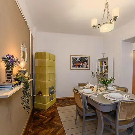 Apartament Authentic At Muresan House - Center Brașov