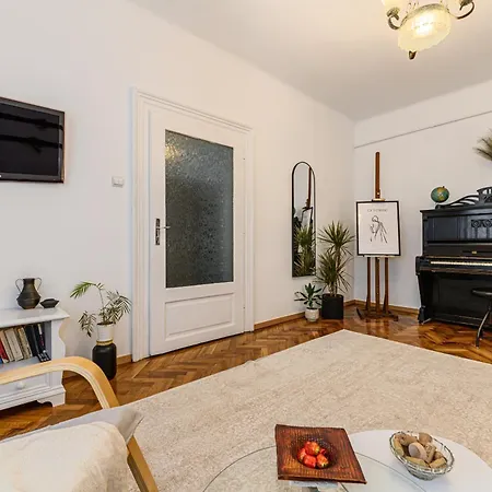 Authentic At Muresan House - Center Apartament