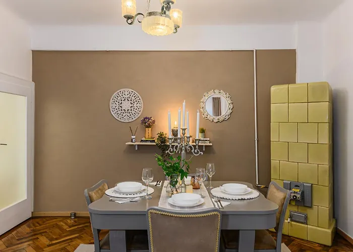 Authentic At Muresan House - Center