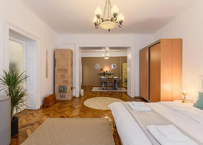 Authentic At Muresan House - Center Апартаменты Брашов